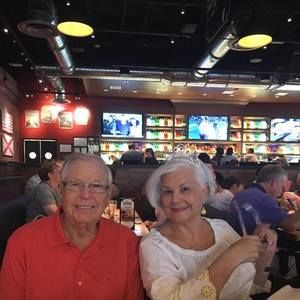 Meet your Posher, Janet